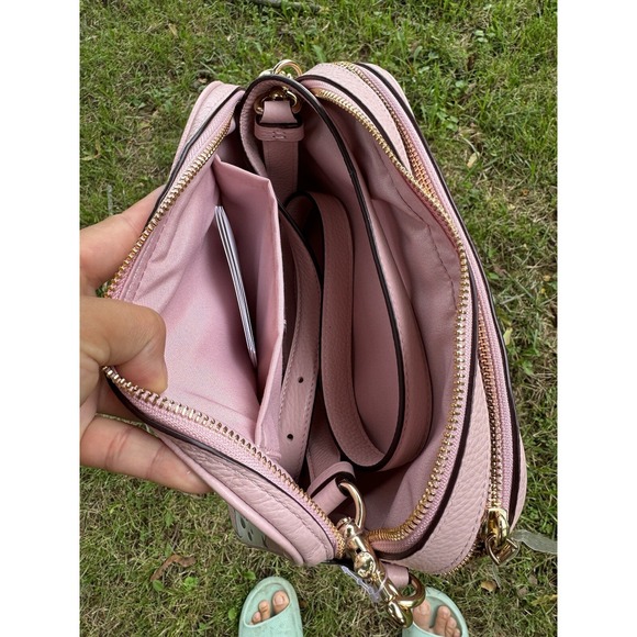 Disney X Coach 101 Dalmatians Signature Pink Pebbled Leather Crossbody Purse New - Picture 9 of 9